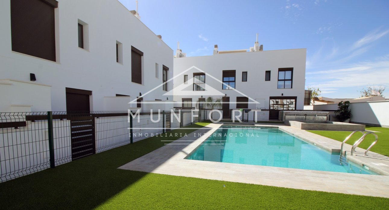 Resale - Terraced Houses -
Pilar de la Horadada