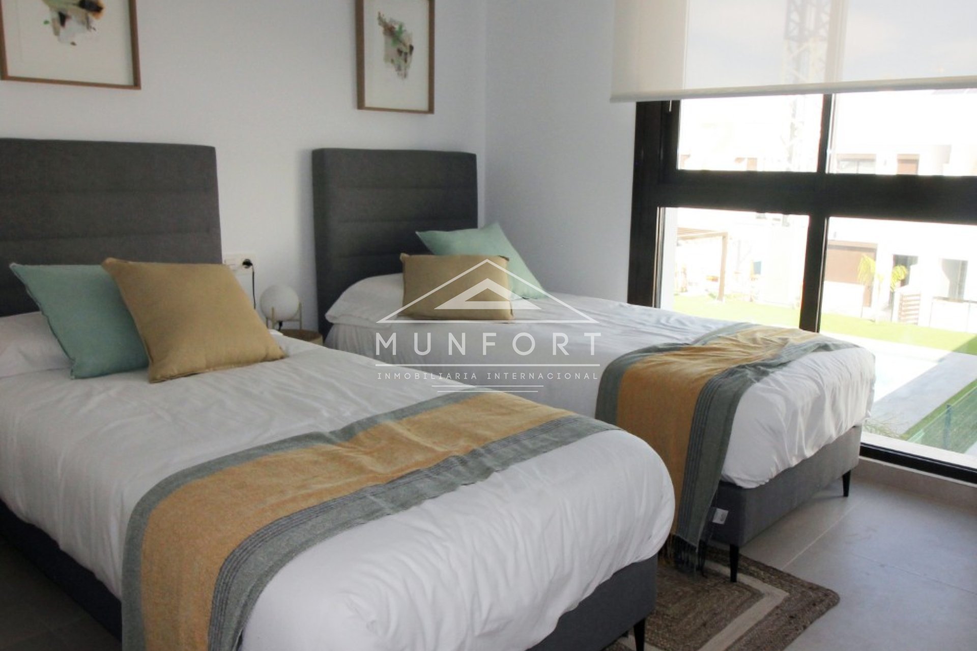 Resale - Terraced Houses -
Pilar de la Horadada