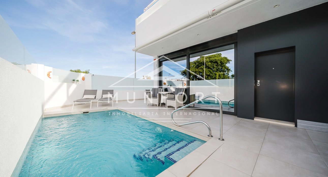 Resale - Terraced Houses -
Pilar de la Horadada