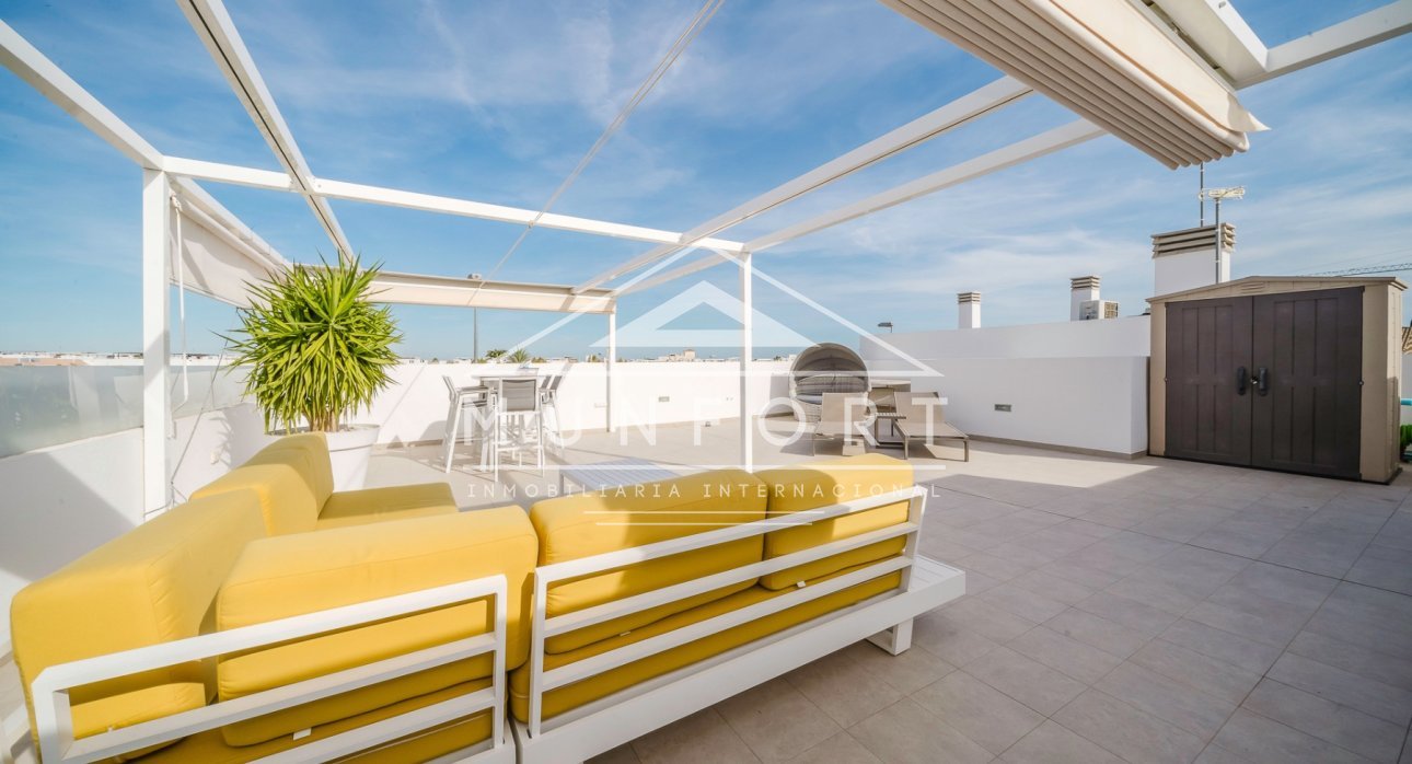 Resale - Terraced Houses -
Pilar de la Horadada