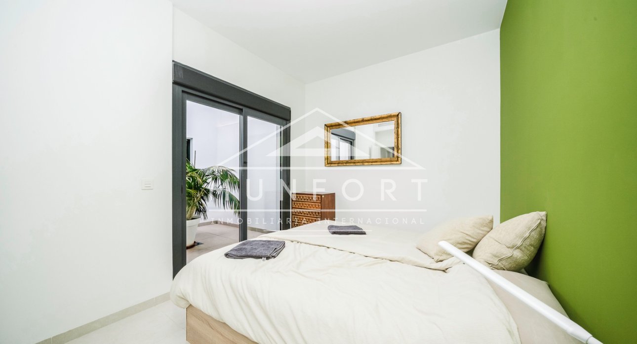 Resale - Terraced Houses -
Pilar de la Horadada