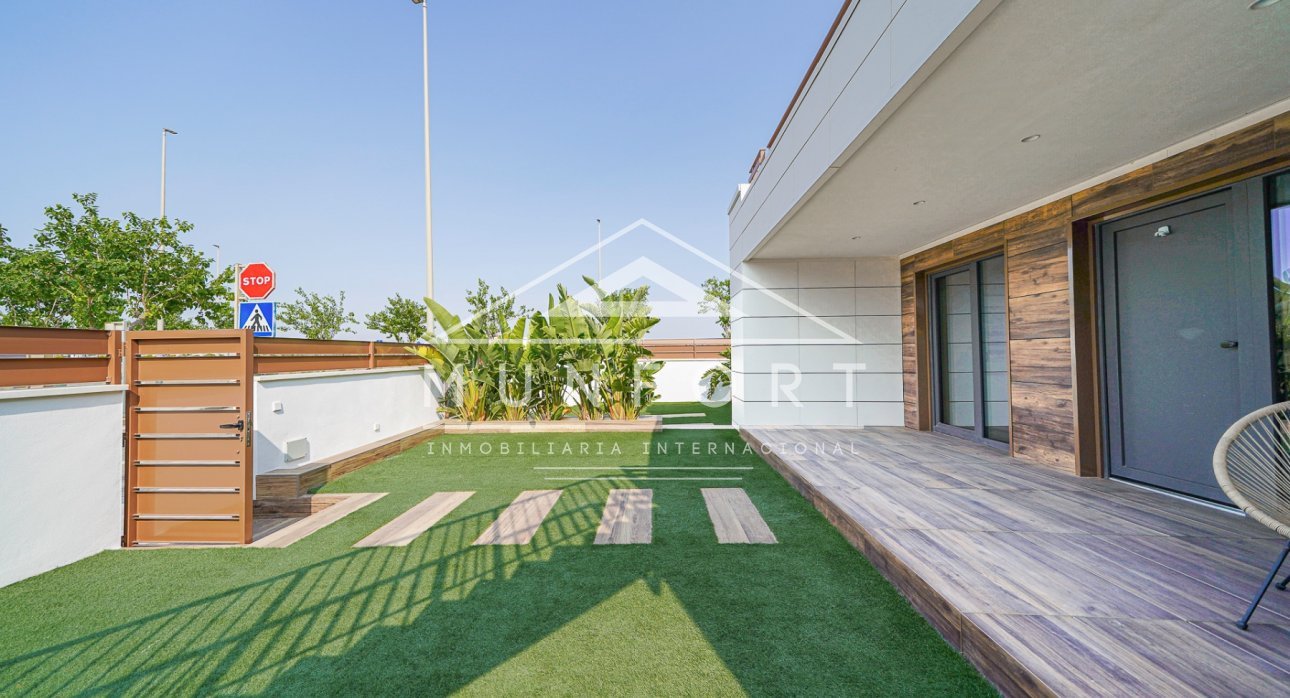 Resale - Terraced Houses -
Pilar de la Horadada