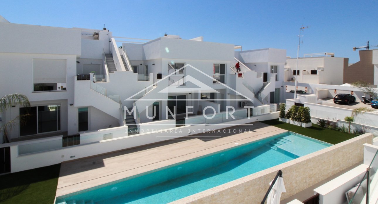 Resale - Terraced Houses -
Pilar de la Horadada