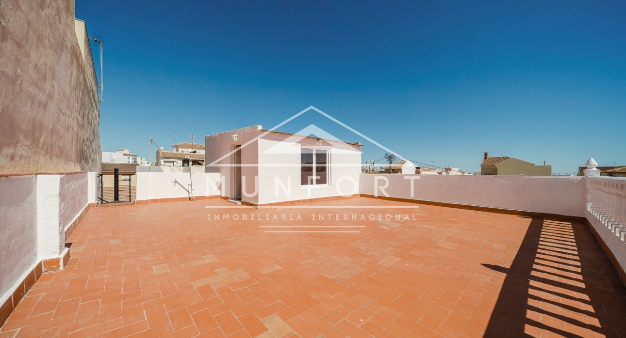 Resale - Terraced Houses -
Pilar de la Horadada