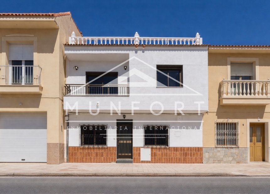 Resale - Terraced Houses -
Pilar de la Horadada