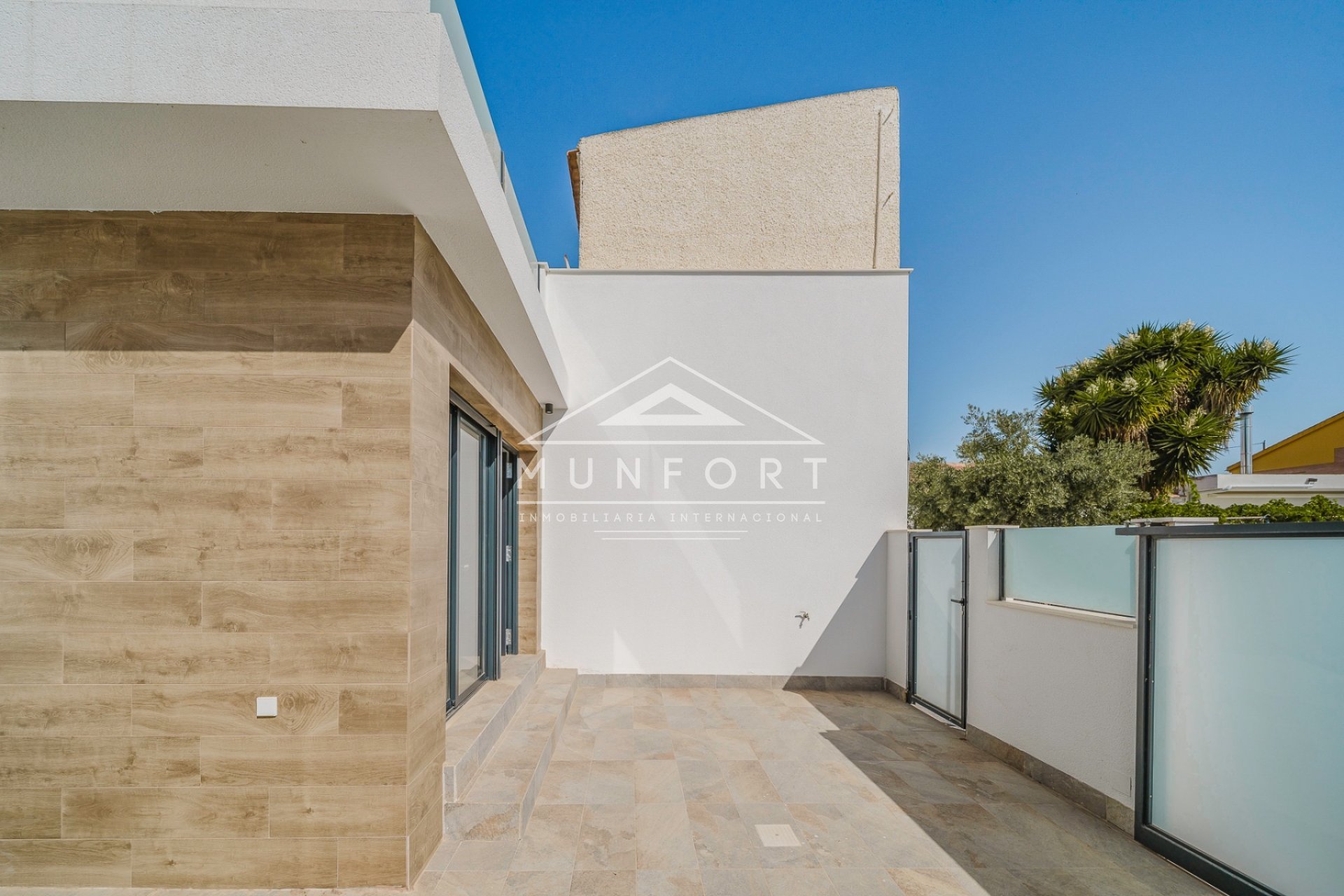 Resale - Terraced Houses -
San Pedro del Pinatar