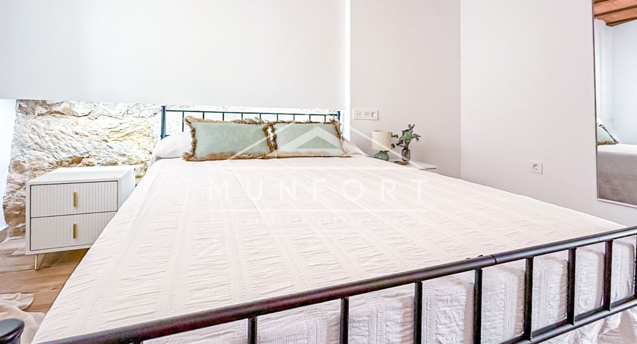 Resale - Villas -
Albacete - Elche de la Sierra/Villares