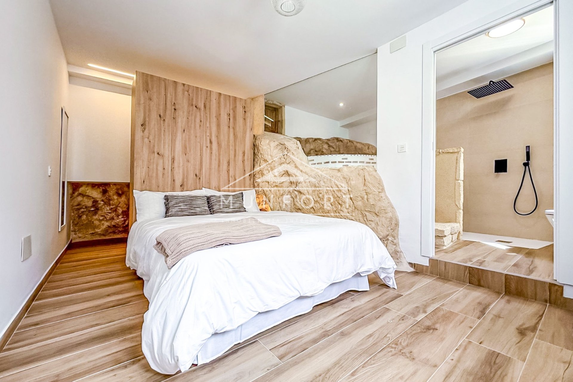 Resale - Villas -
Albacete - Elche de la Sierra/Villares