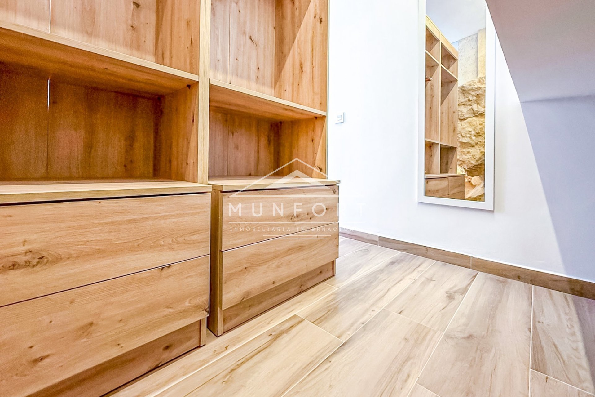 Resale - Villas -
Albacete - Elche de la Sierra/Villares