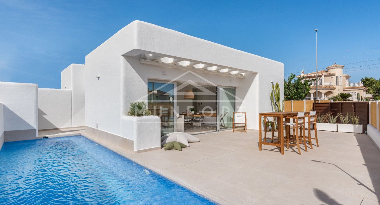 Resale - Villas -
Alcázares, Los - La Serena Golf - Los Alcázares