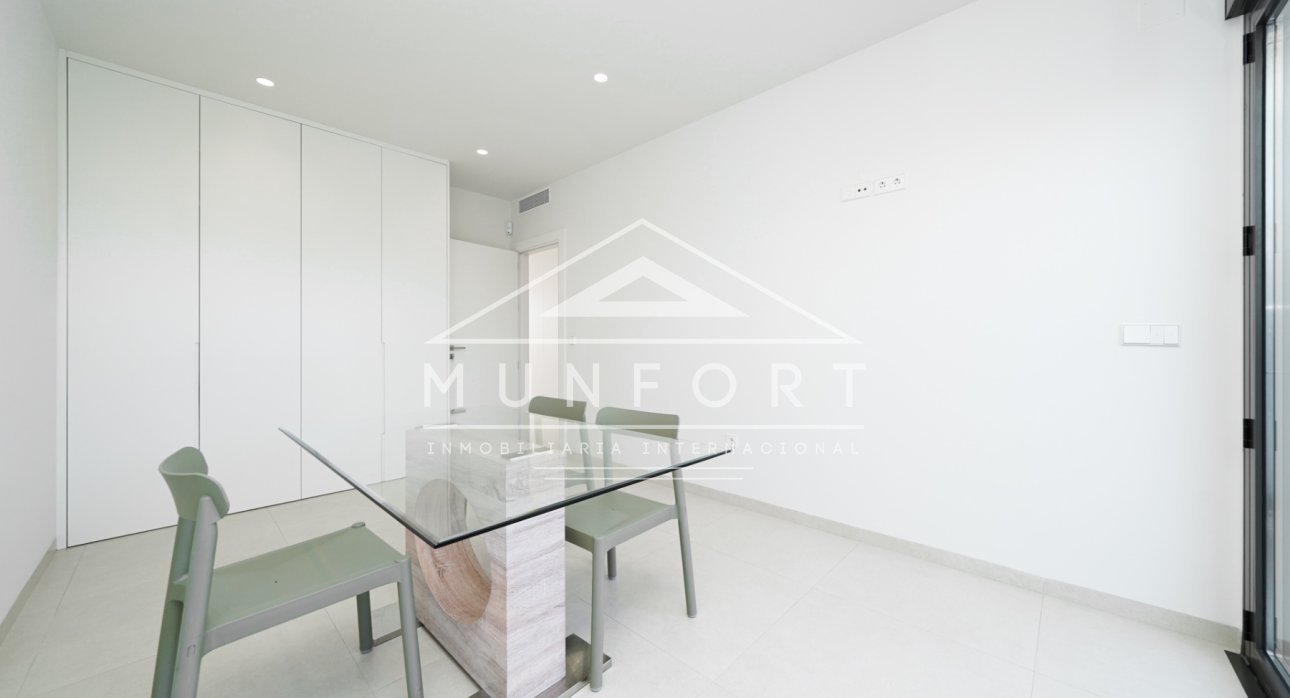 Resale - Villas -
Alcázares, Los