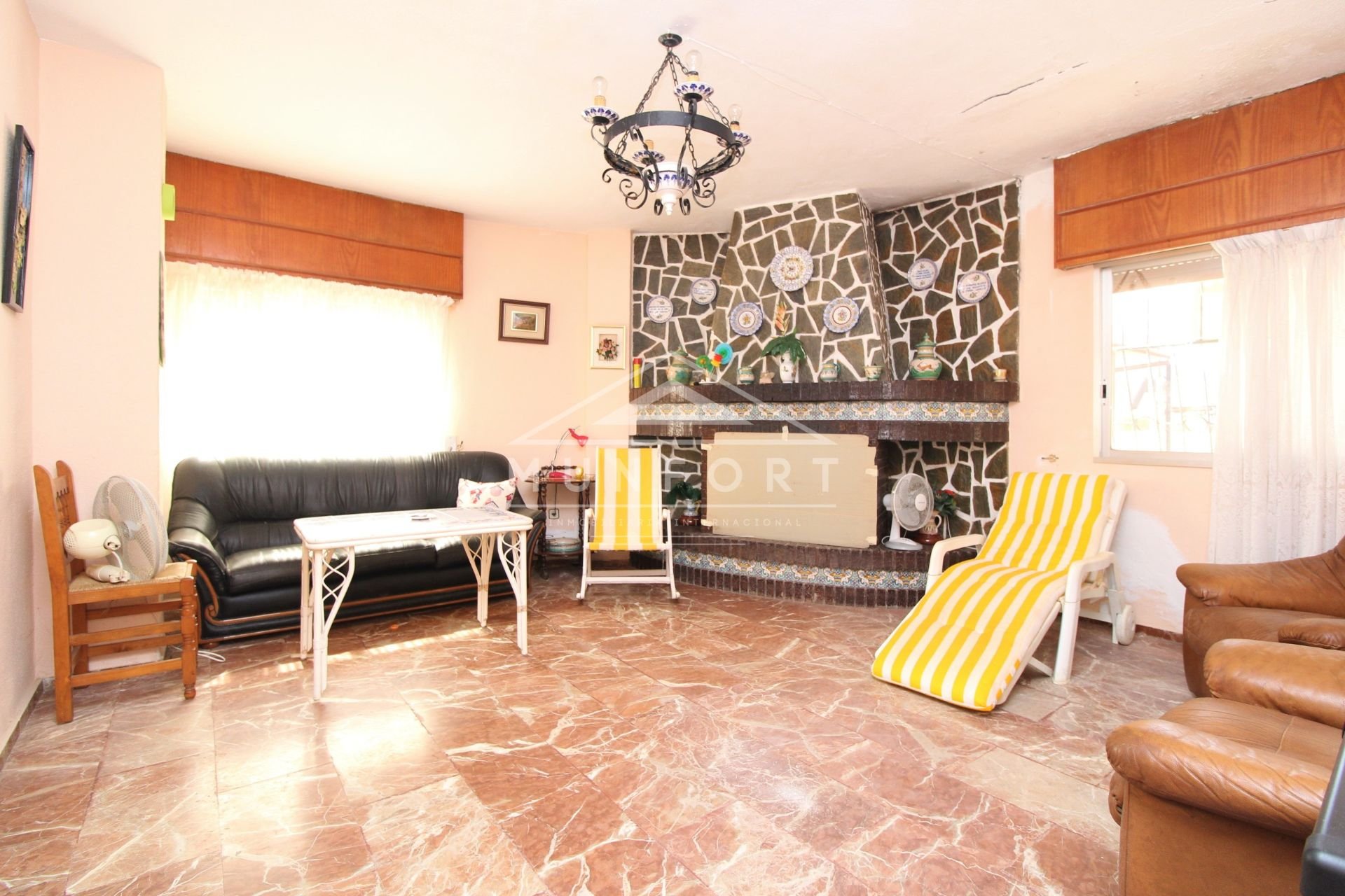 Resale - Villas -
Alcázares, Los