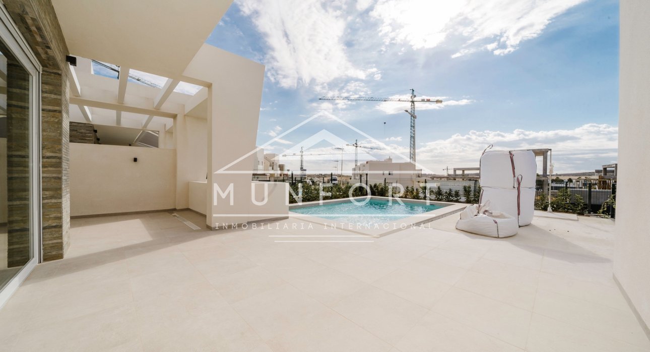 Resale - Villas -
Algorfa