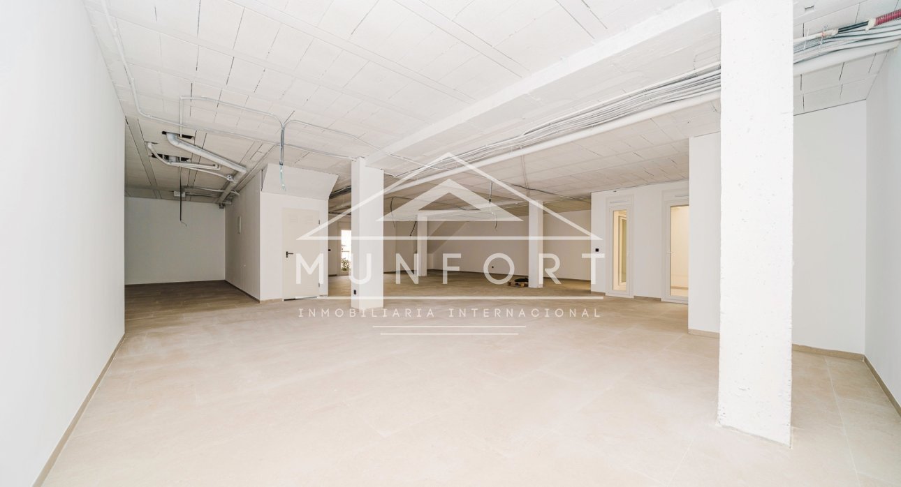 Resale - Villas -
Algorfa