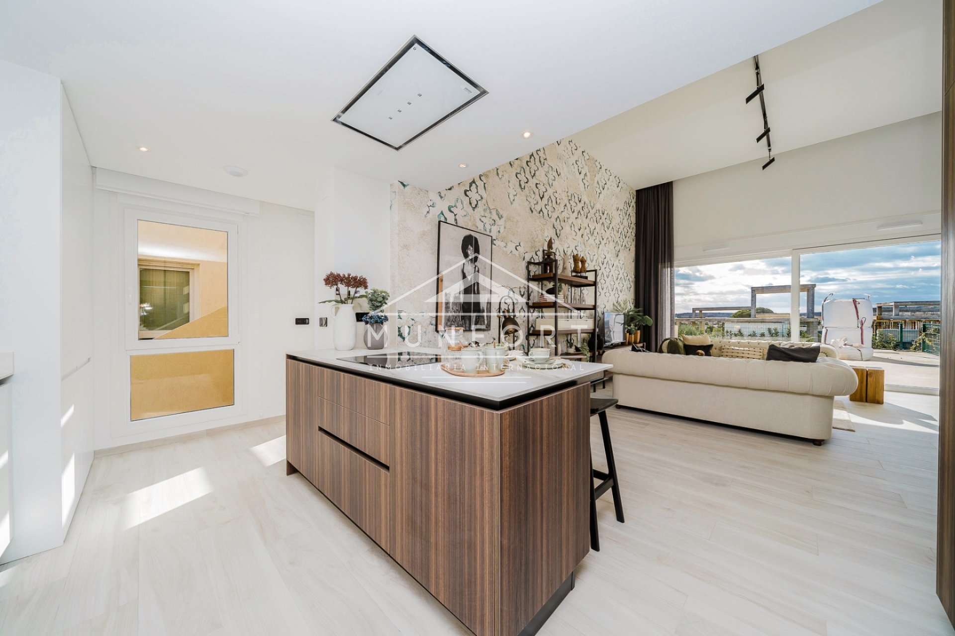 Resale - Villas -
Algorfa