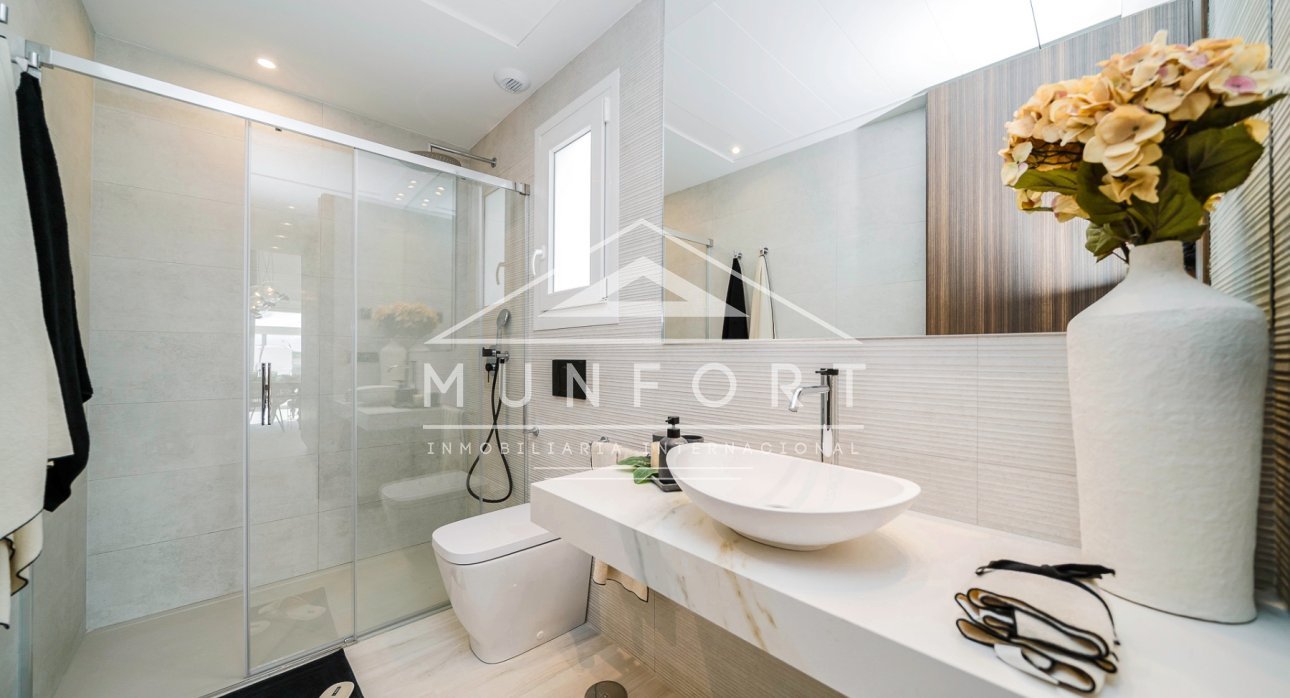 Resale - Villas -
Algorfa