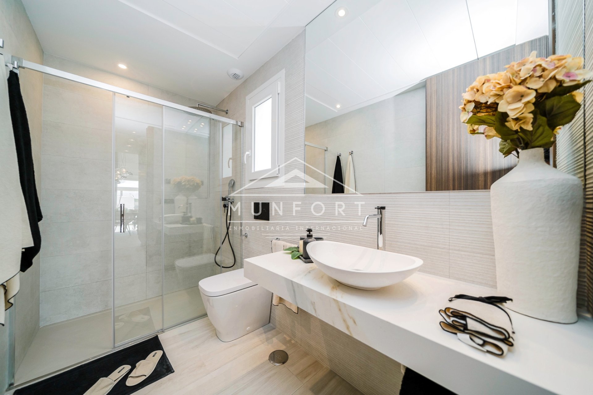 Resale - Villas -
Algorfa