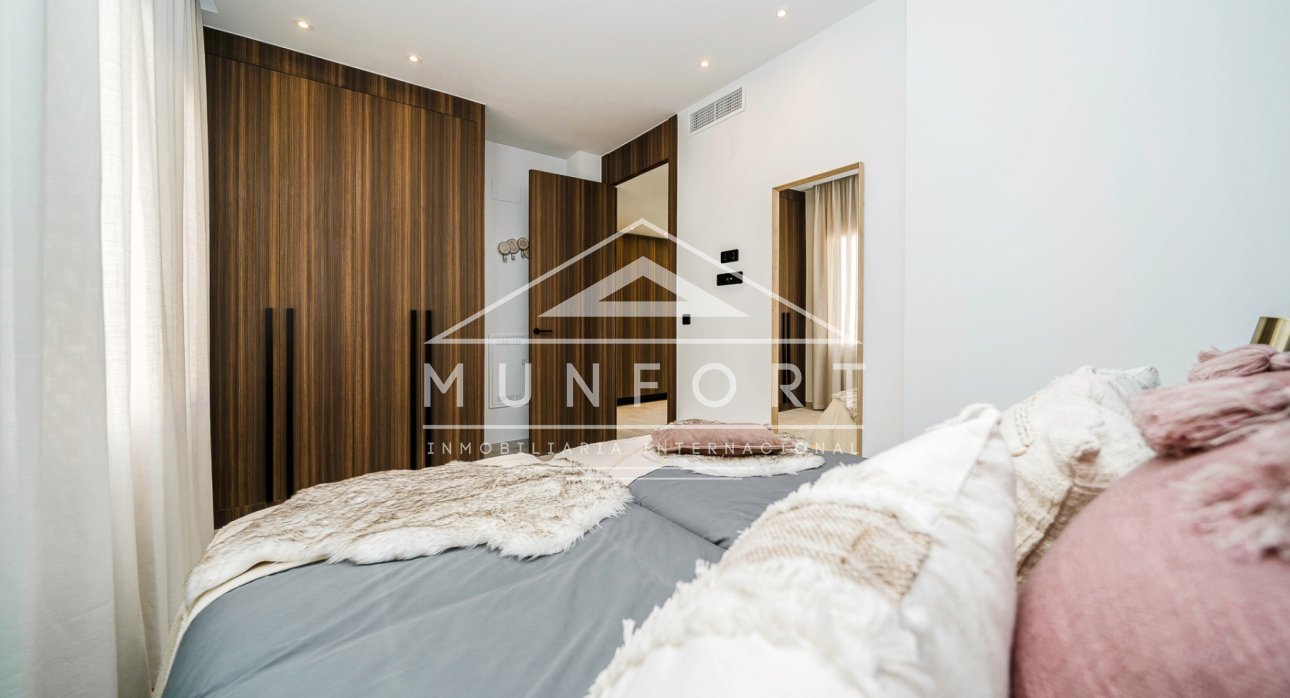 Resale - Villas -
Algorfa