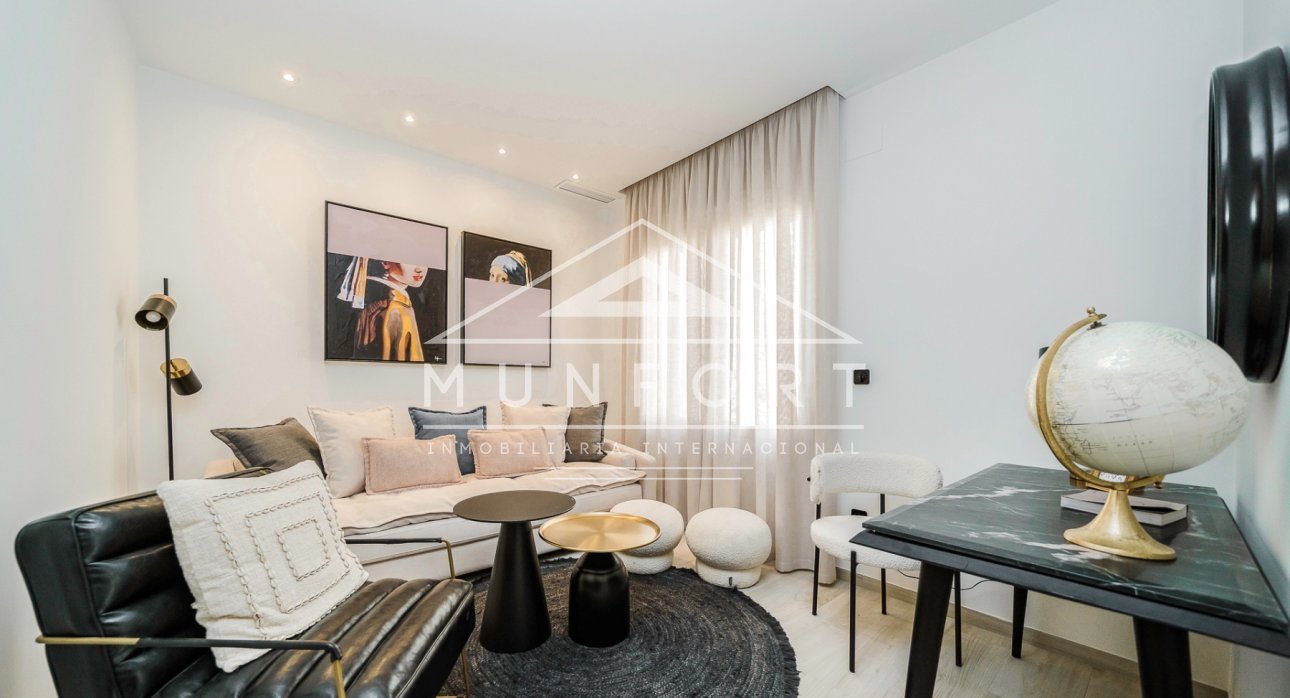 Resale - Villas -
Algorfa