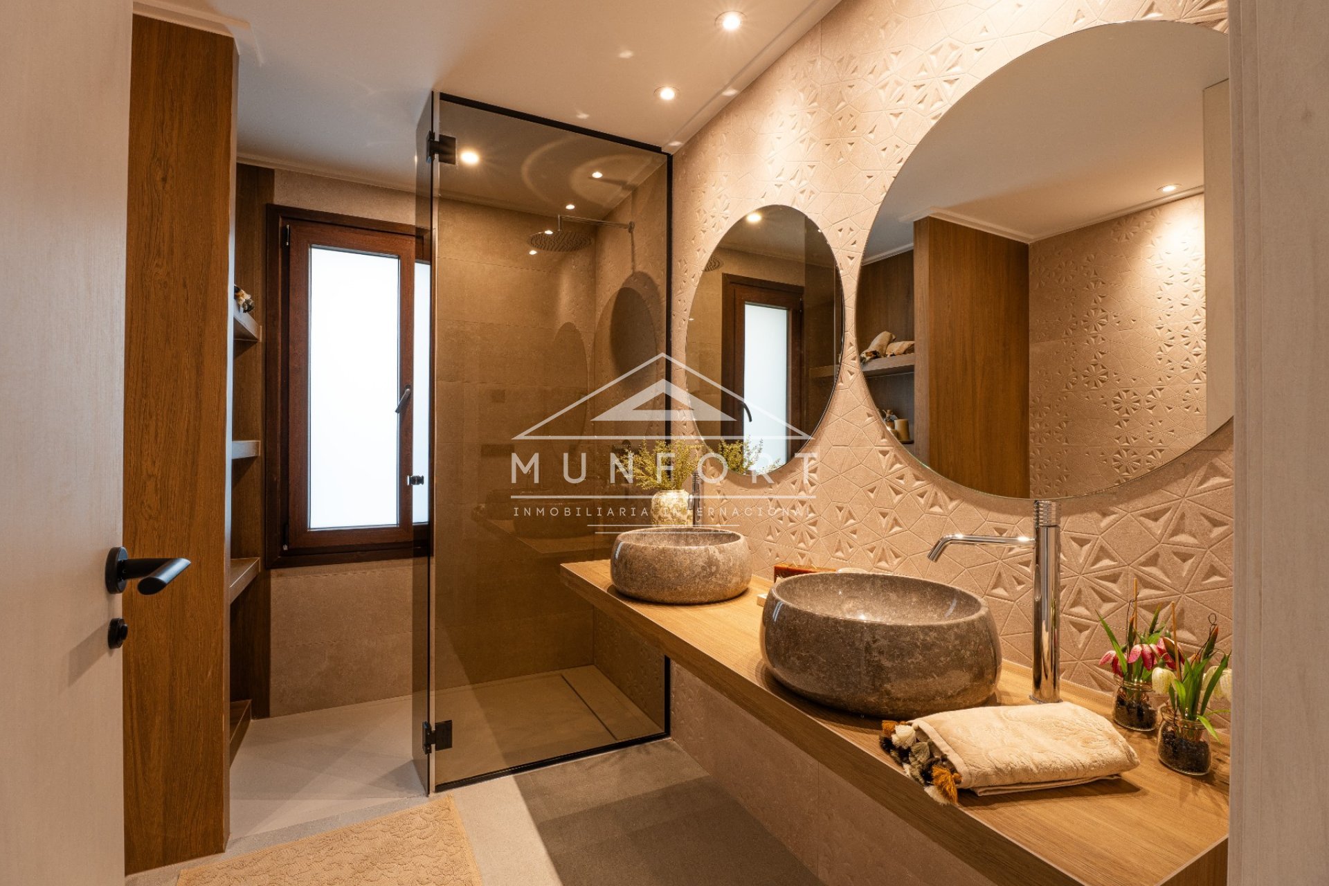 Resale - Villas -
Algorfa