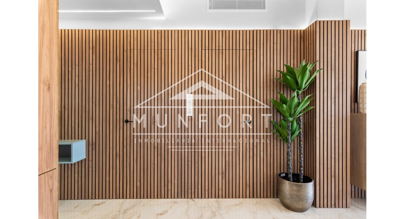 Resale - Villas -
Algorfa