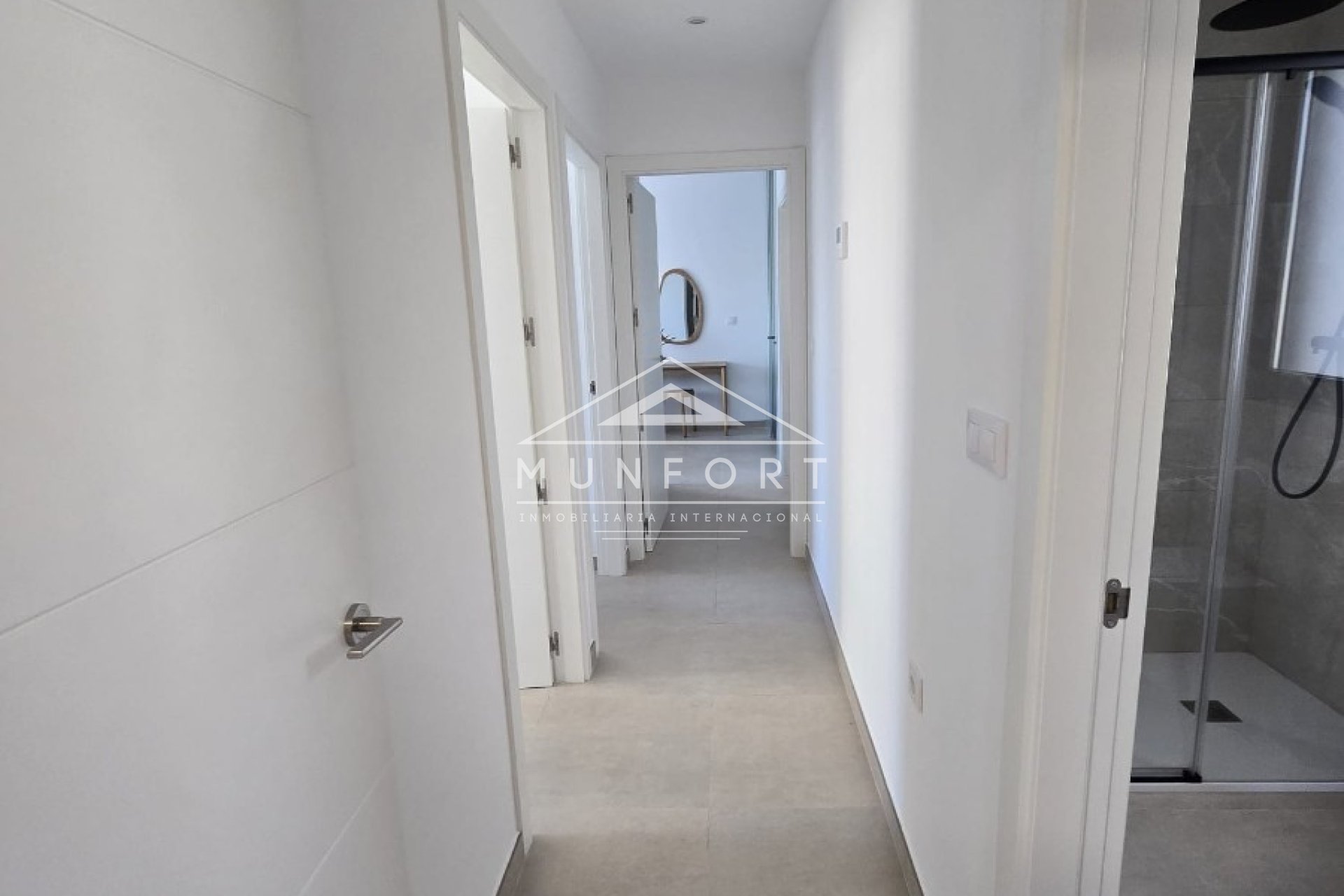 Resale - Villas -
Almeria