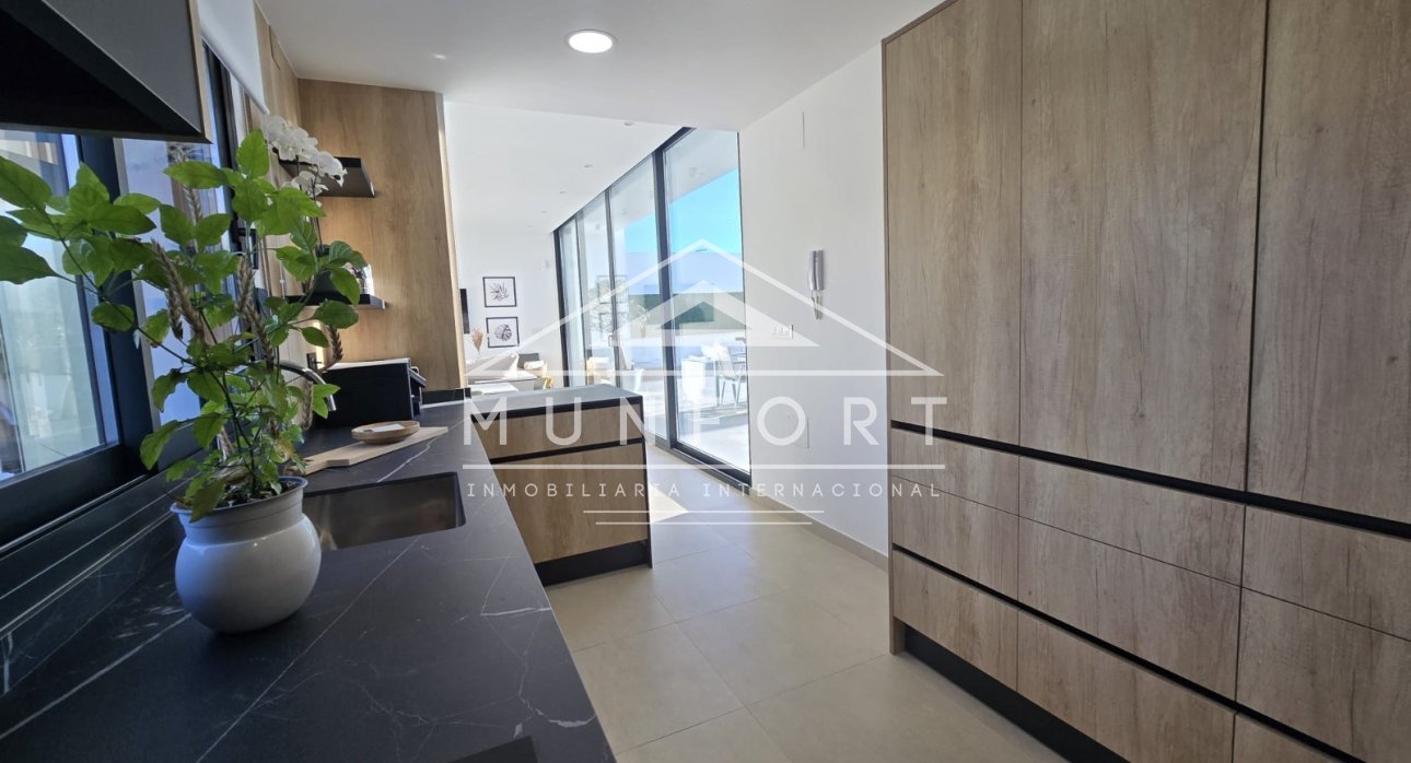 Resale - Villas -
Almeria