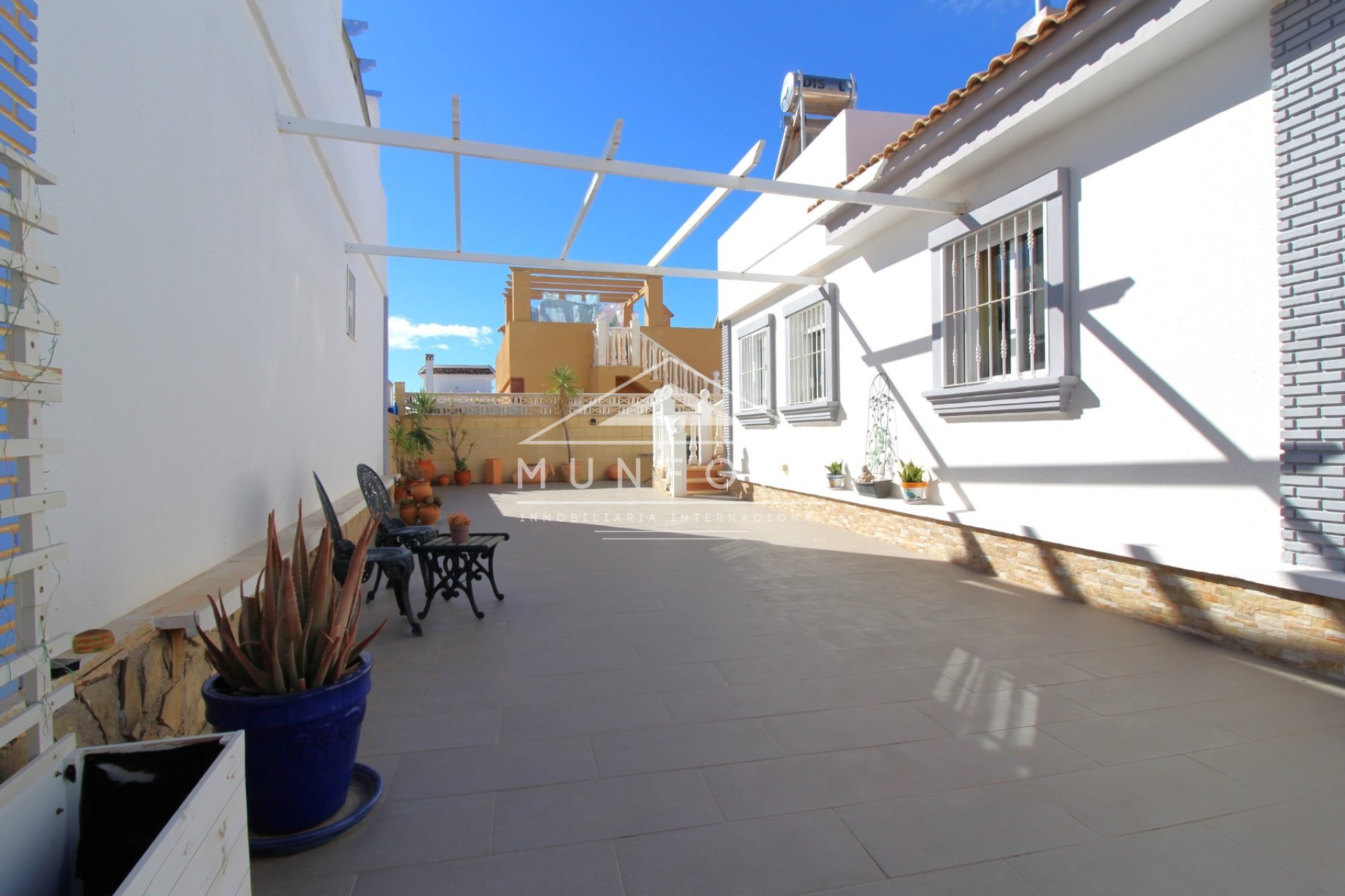 Resale - Villas -
Balsicas