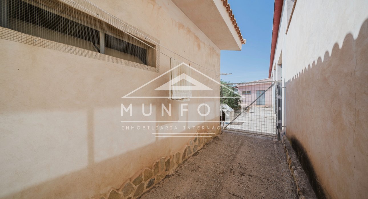 Resale - Villas -
Balsicas