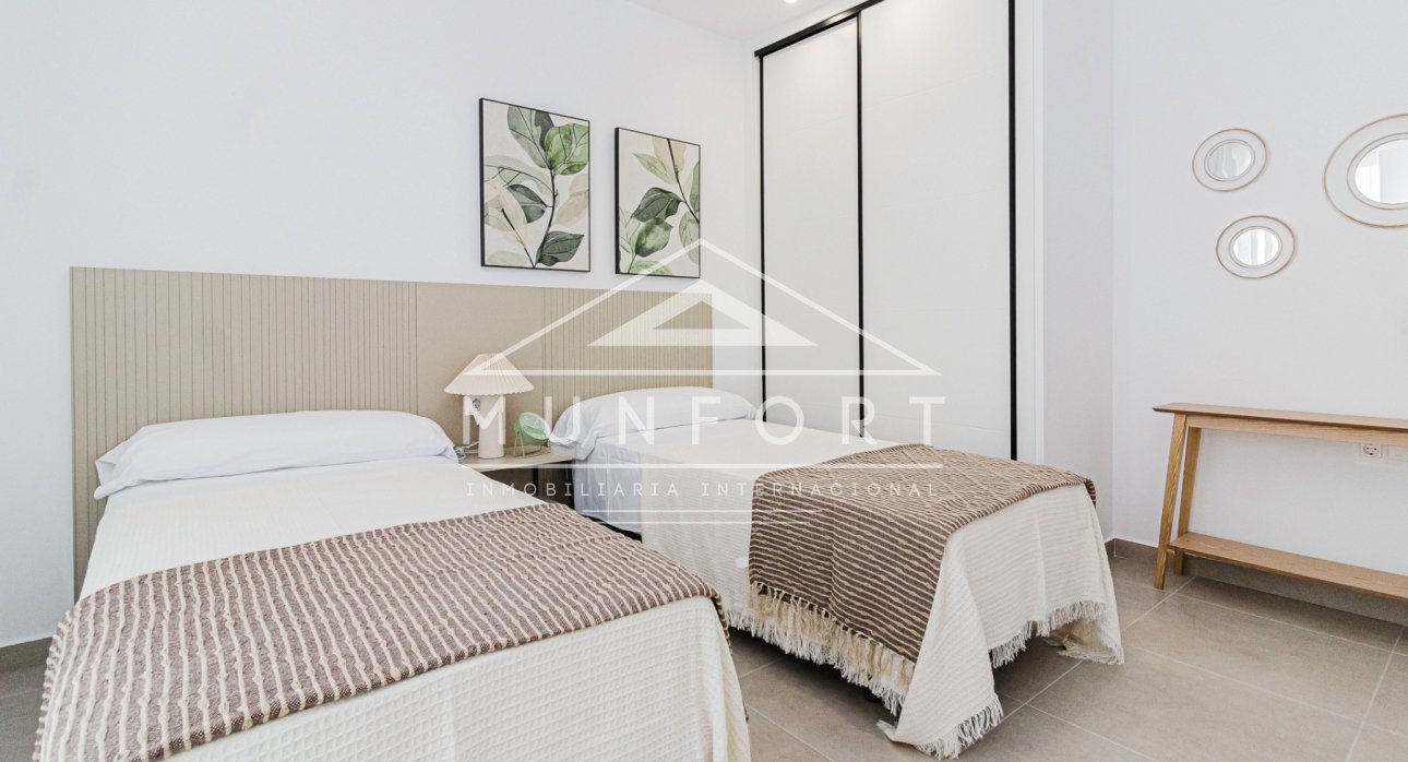 Resale - Villas -
Balsicas