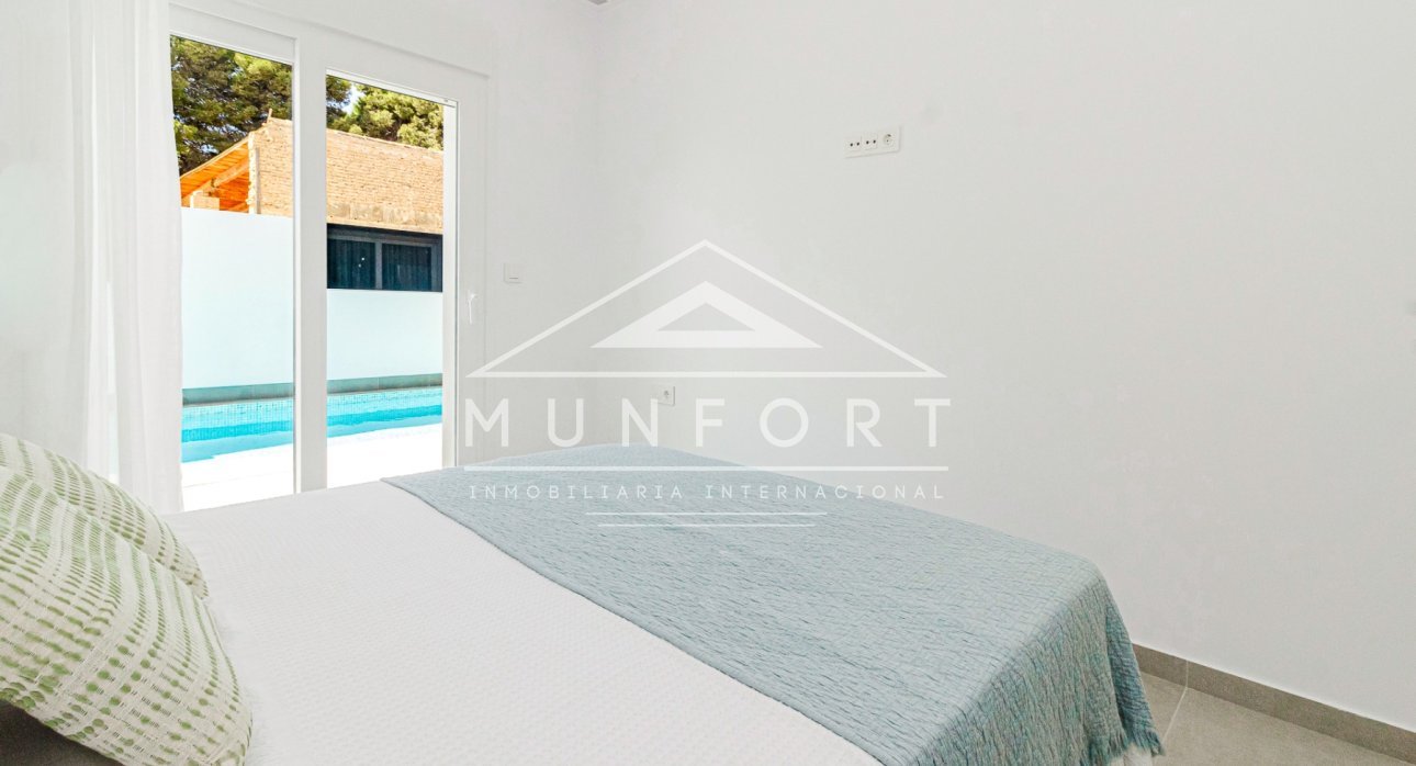 Resale - Villas -
Balsicas