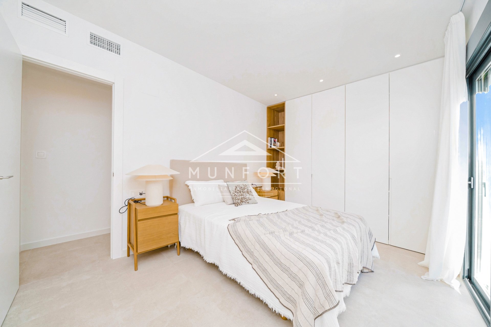 Resale - Villas -
Baños y mendigo - Baños y Mendigo