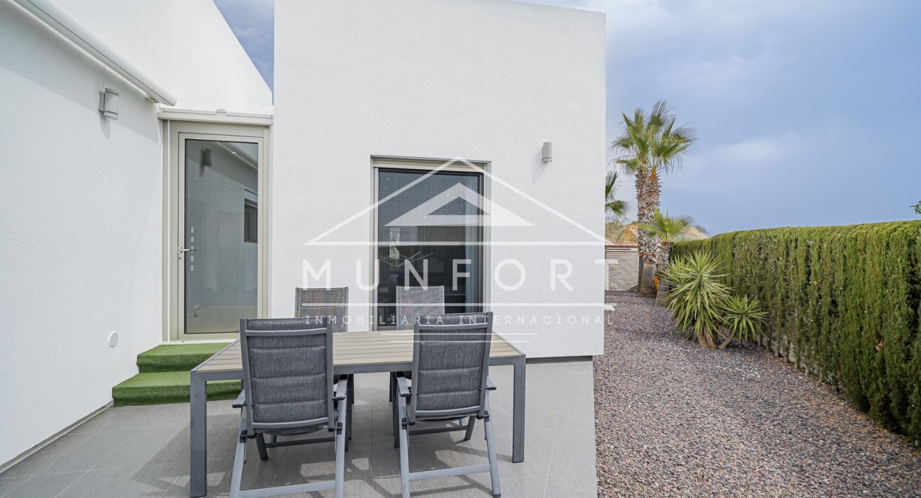 Resale - Villas -
Benijófar