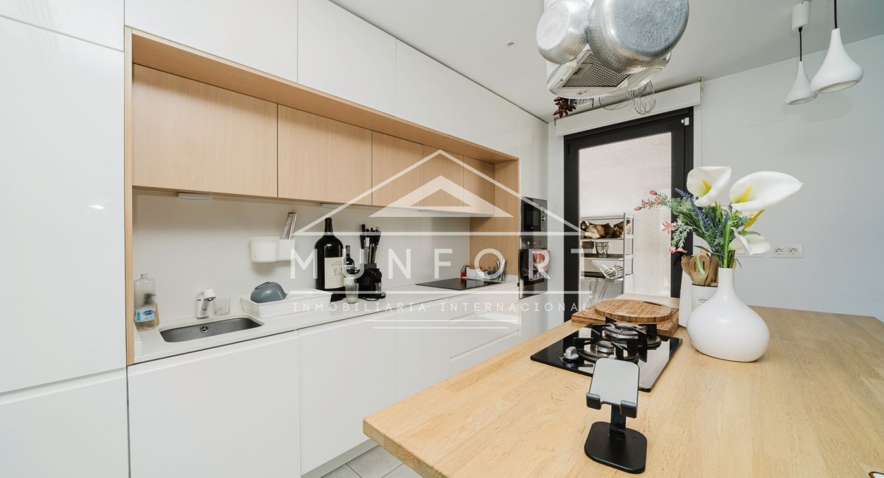 Resale - Villas -
Benijófar