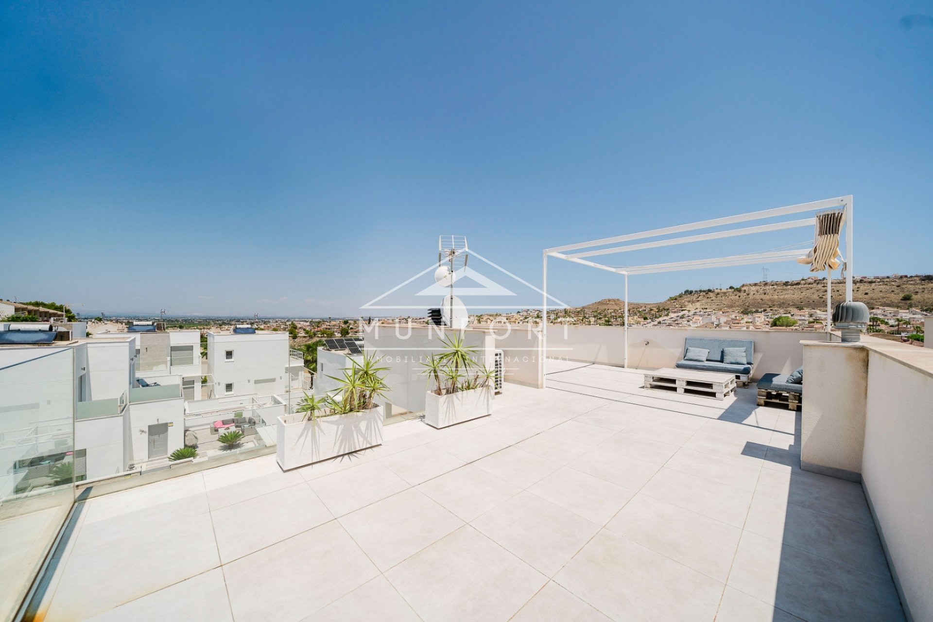 Resale - Villas -
Benijófar