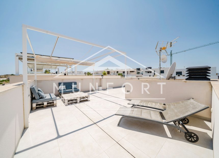 Resale - Villas -
Benijófar