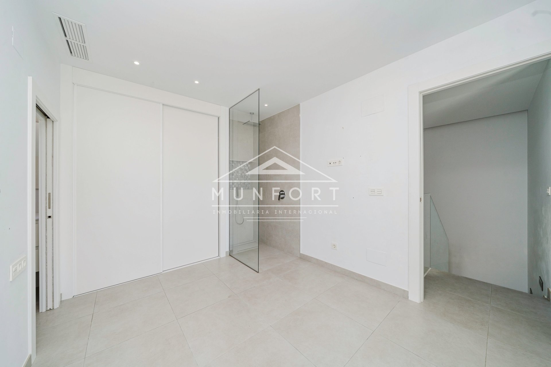 Resale - Villas -
Benijófar