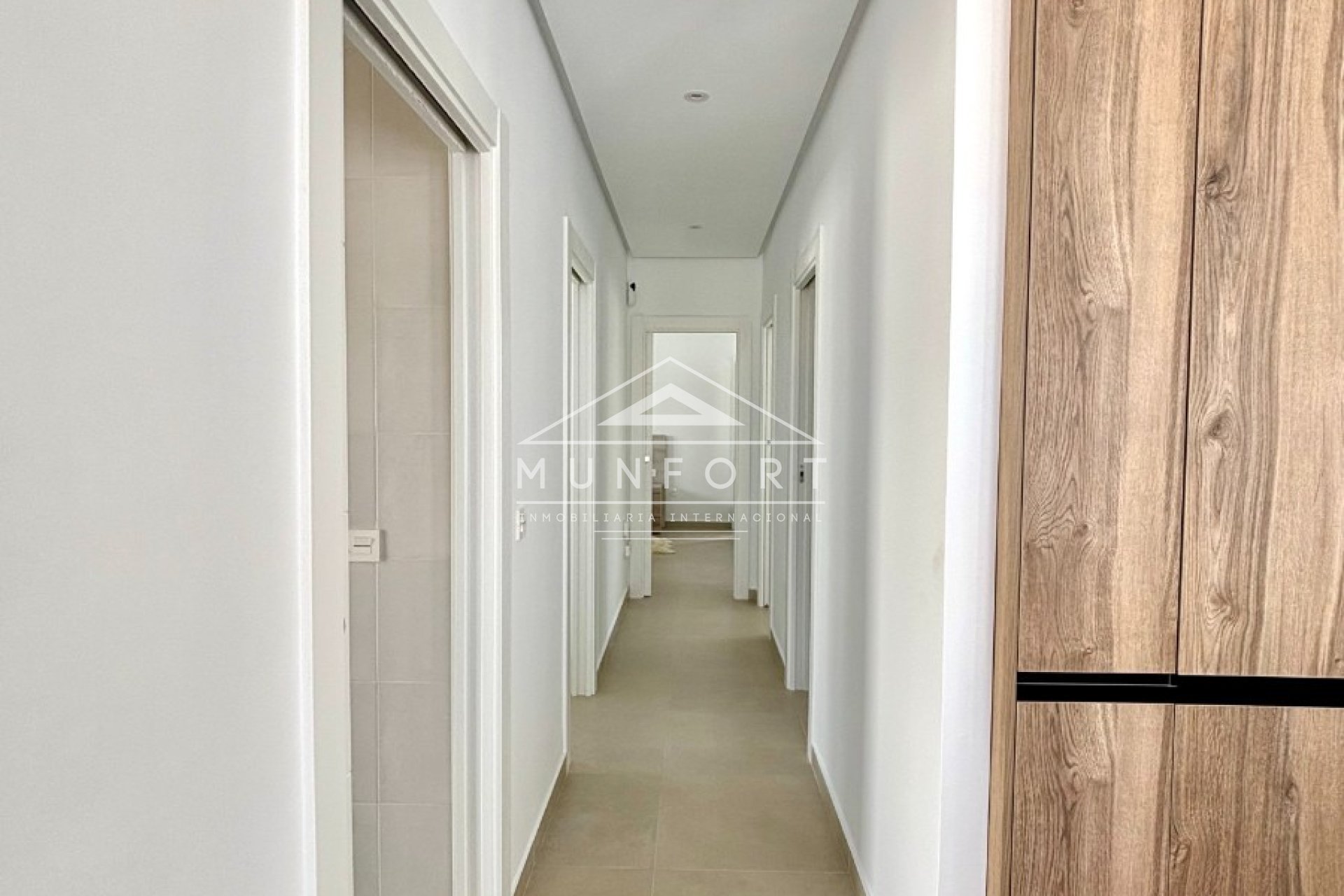 Resale - Villas -
Benijófar