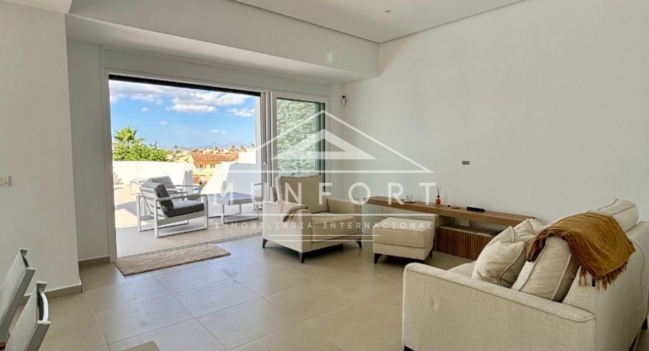 Resale - Villas -
Benijófar