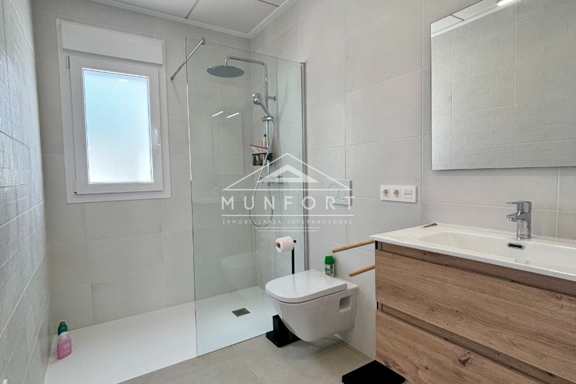 Resale - Villas -
Benijófar