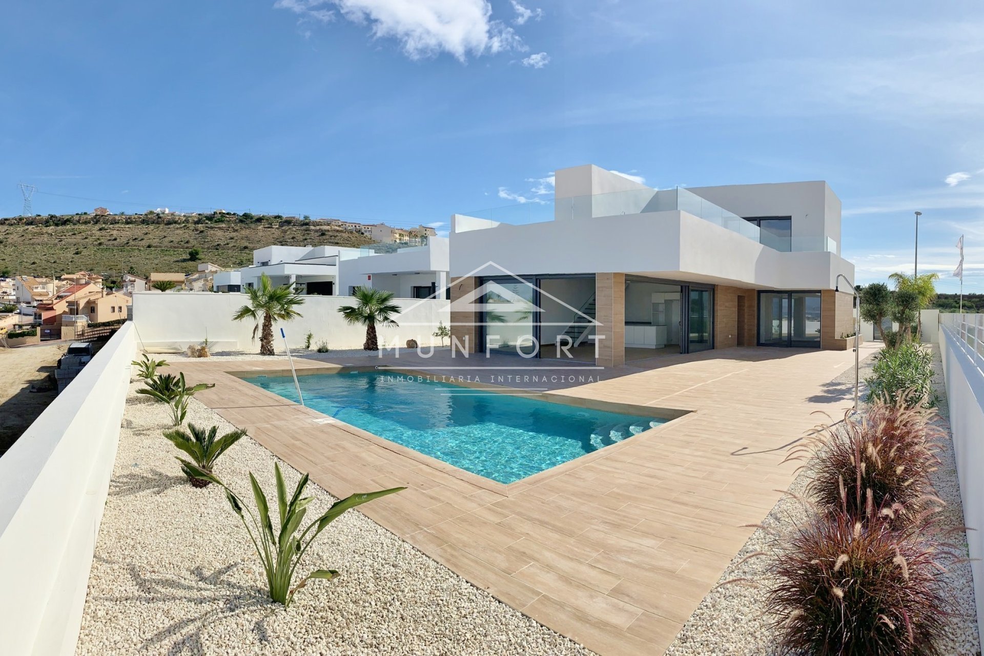 Resale - Villas -
Benijófar