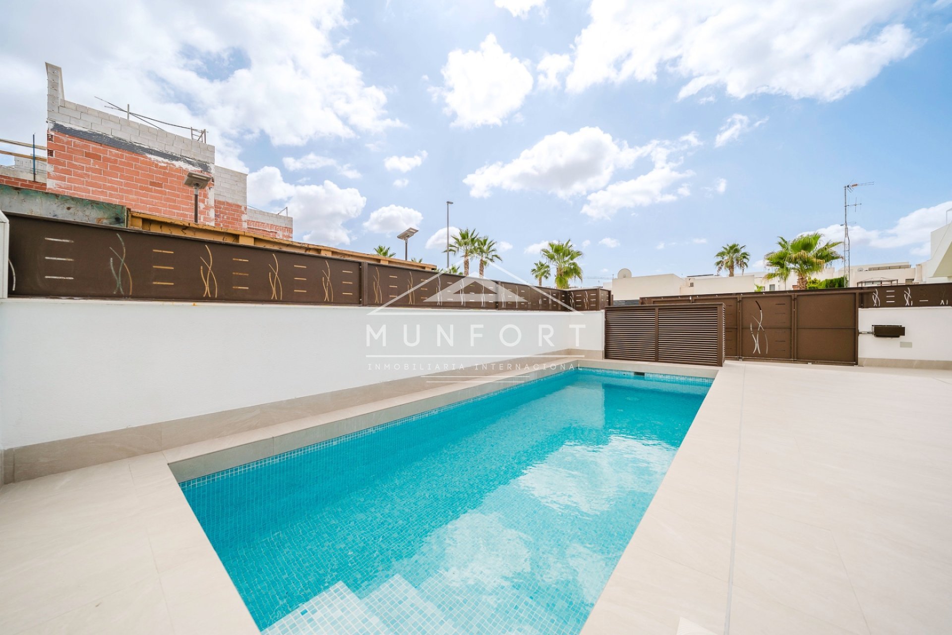 Resale - Villas -
Benijófar