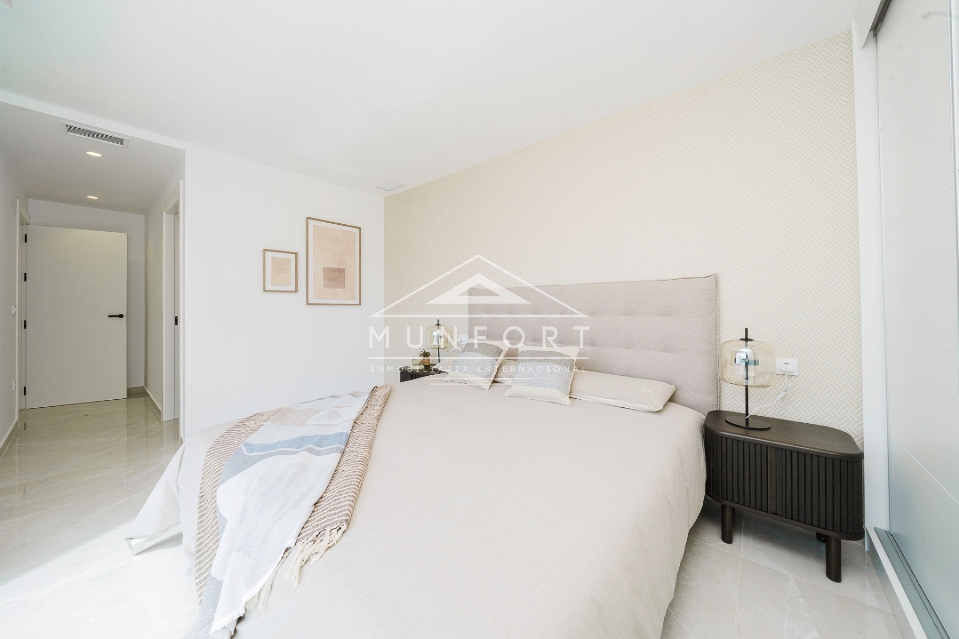 Resale - Villas -
Benijófar