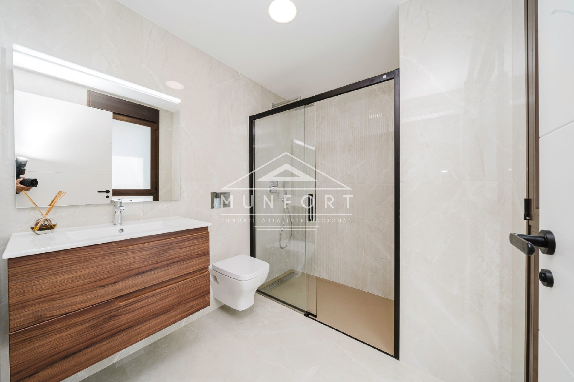 Resale - Villas -
Benijófar