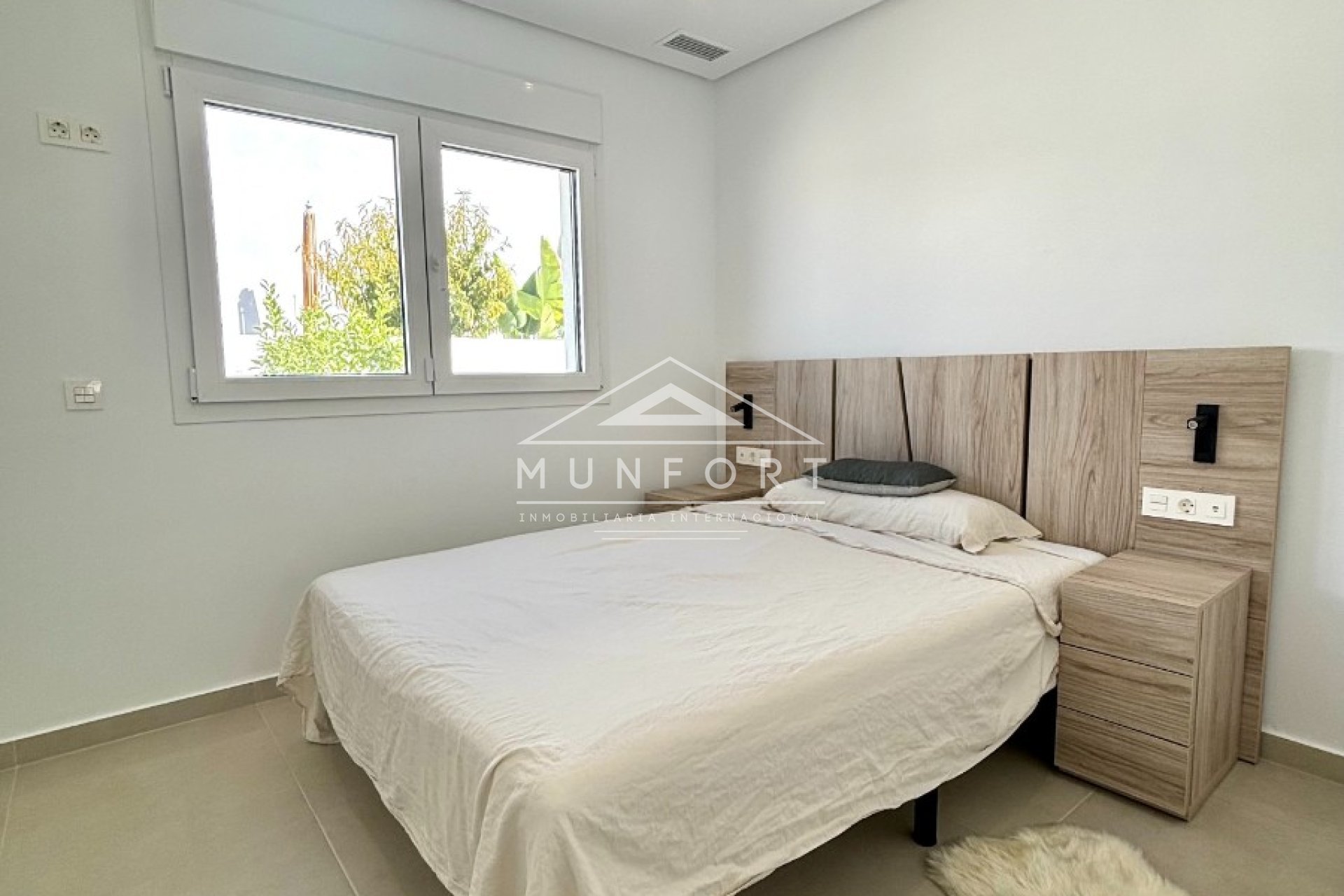 Resale - Villas -
Benijófar