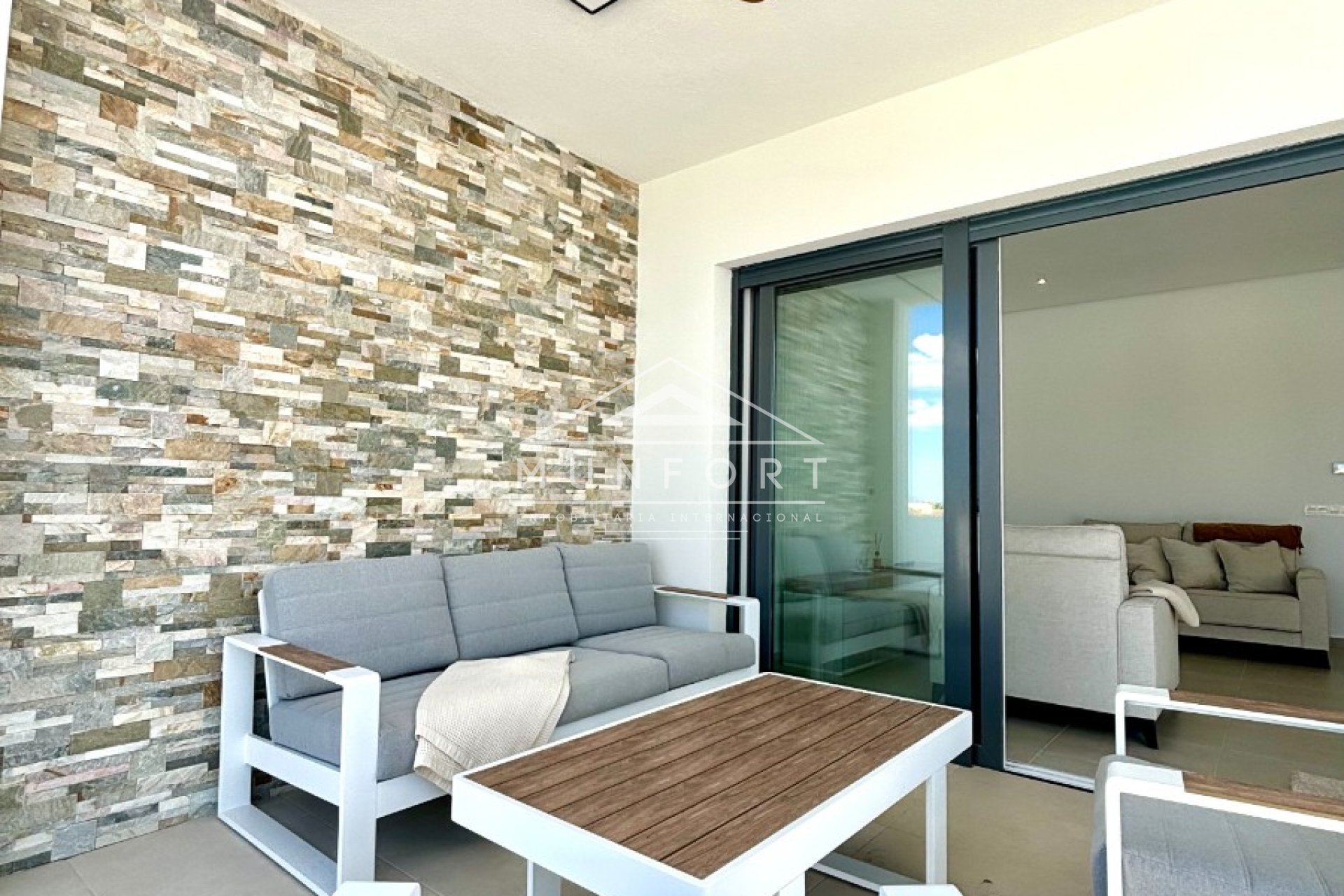 Resale - Villas -
Benijófar