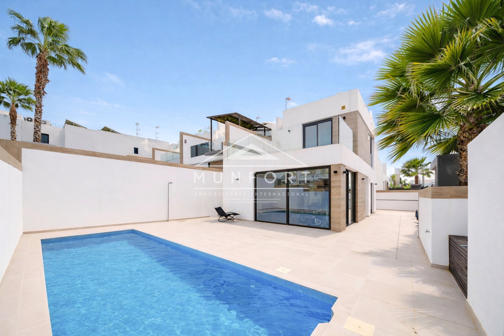 Resale - Villas -
Benijófar