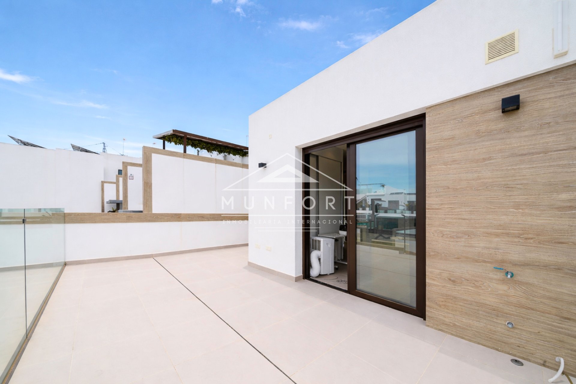 Resale - Villas -
Benijófar