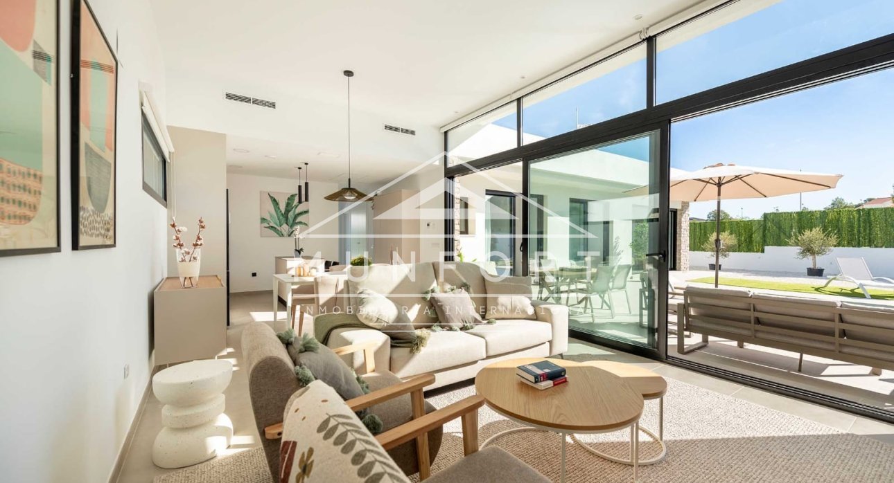 Resale - Villas -
Calasparra