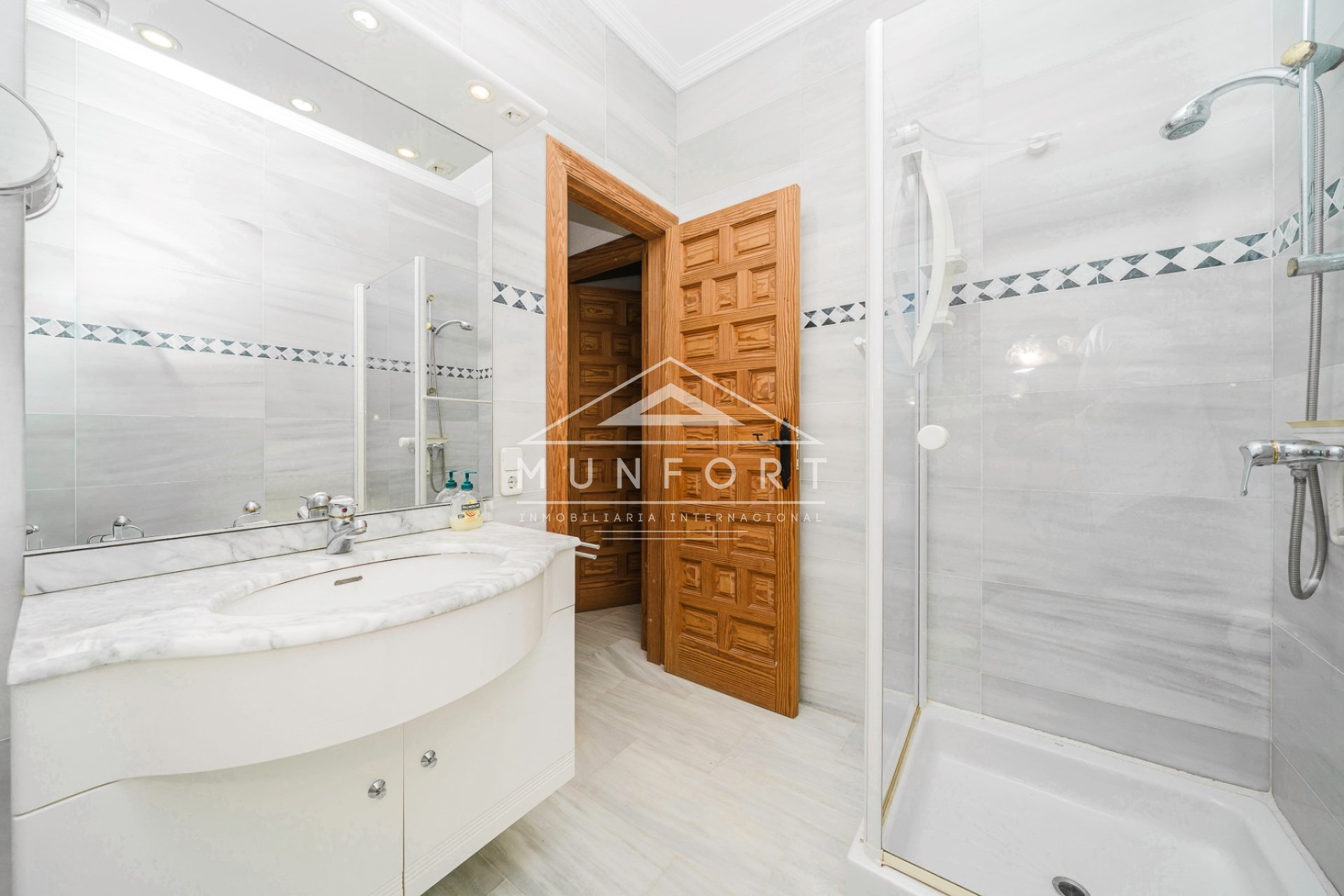 Resale - Villas -
Cartagena - La Manga